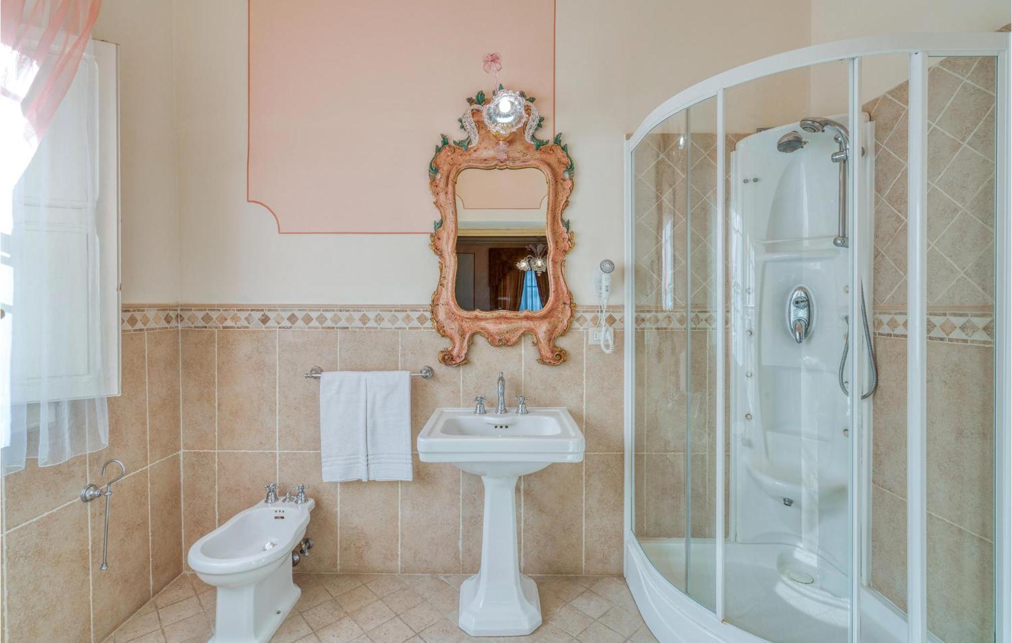 Villa Pieve, Lucignano Bagian luar foto